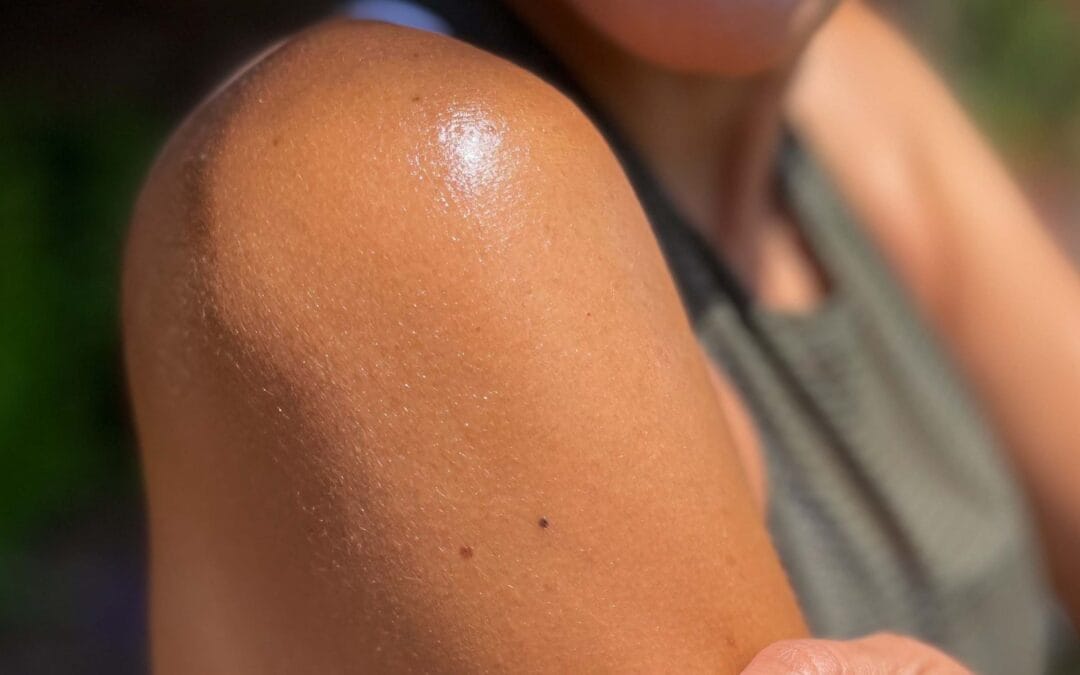 Hair & Body Oil Mist: A Guide to Nourished Hair and Glowing Skin